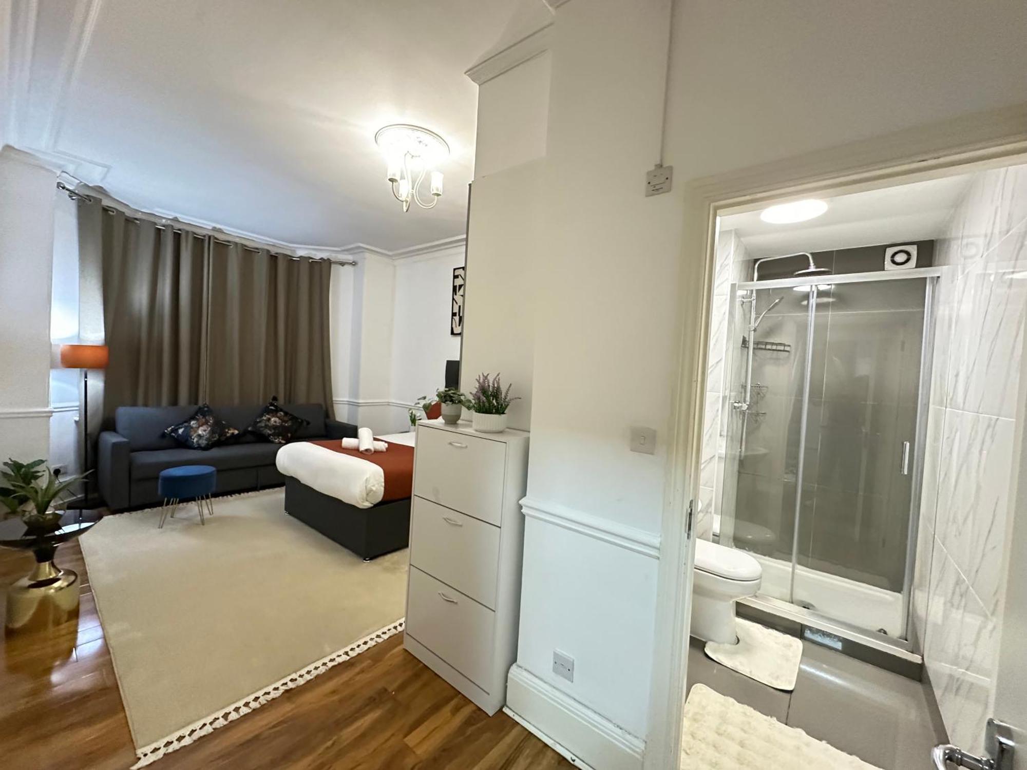 Apartment Family Four Bedroom Near Oxford Street